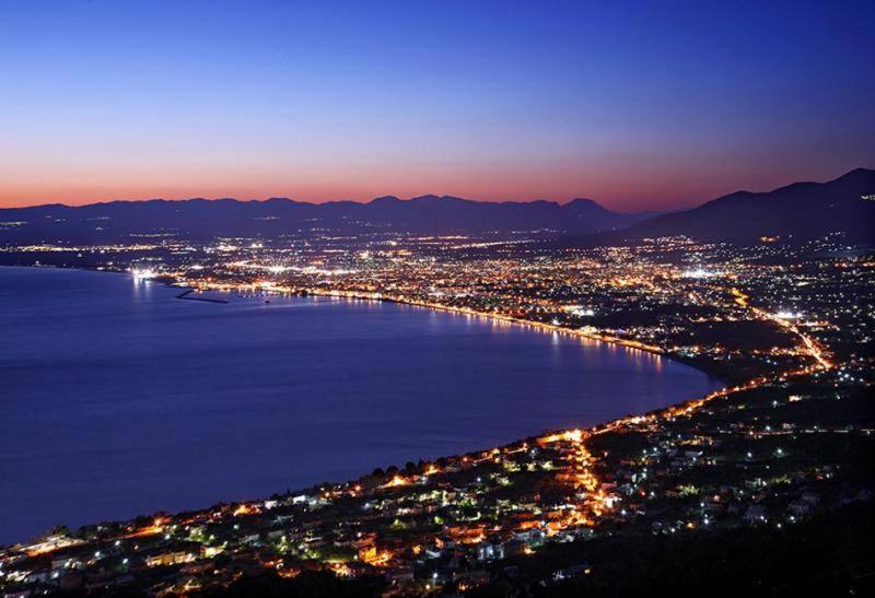 Appartamento B&J City Center Kalamata Esterno foto